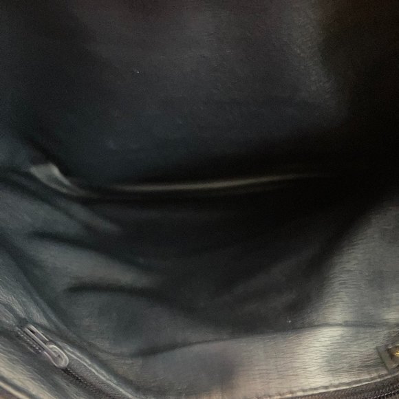 Like-new Oggi Domani green faux leather cross-body purse - Picture 7 of 15